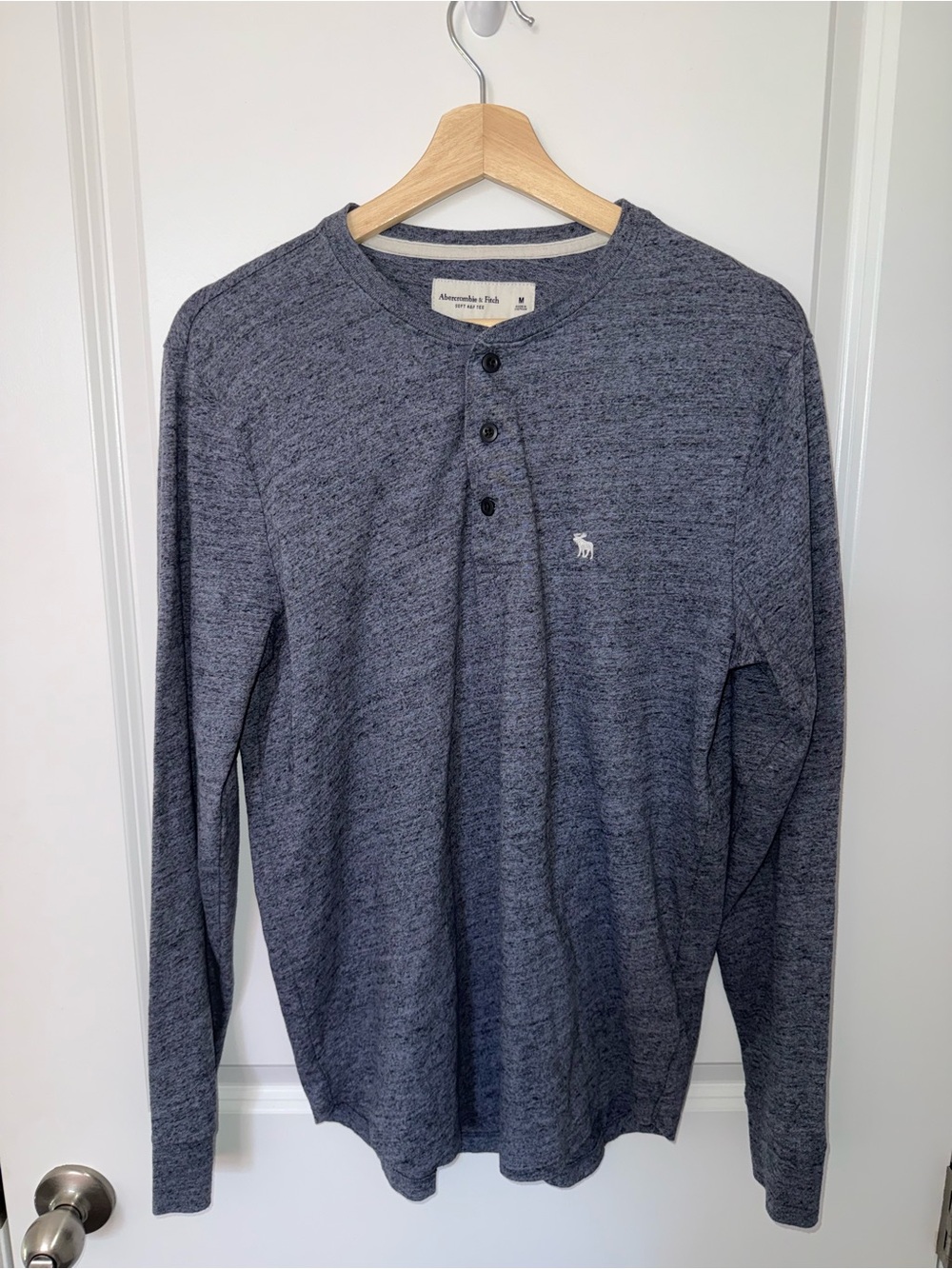 Abercrombie & Fitch Men's Long-Sleeve Henley - Heather Blue Gray